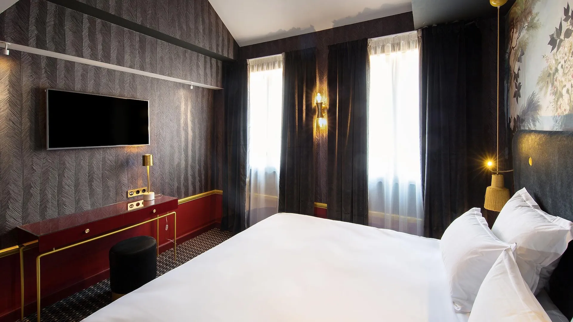 Snob Hotel by Elegancia París 4*,