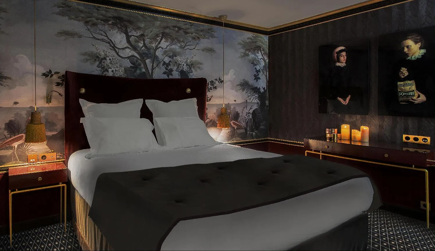 Snob Hotel by Elegancia París
